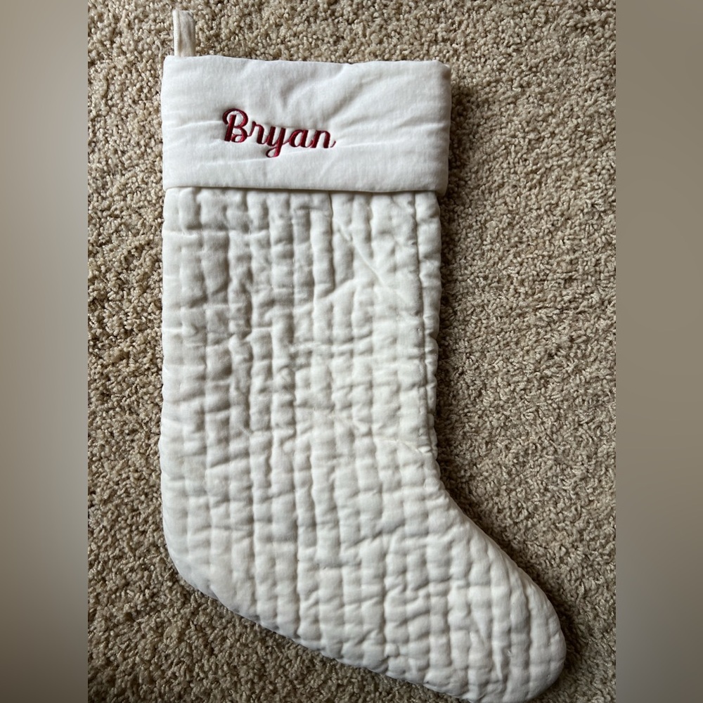 New POTTERY BARN Channel Quilted Velvet Christmas Ivory Medium Stocking *Bryan